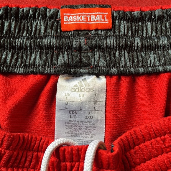 Adidas basketball shorts - Picture 5 of 5